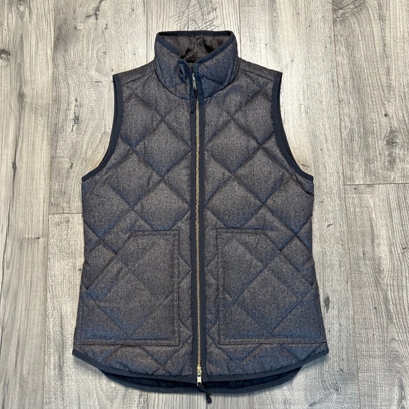 J. Crew Quilted Puffer Excursion Down Vest Size XXS - Picture 3 of 12